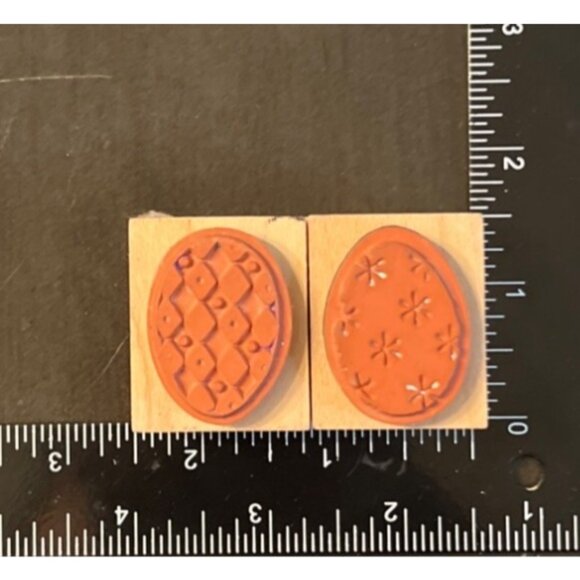 Inkadinkado Wood mounted Easter Egg Rubber Stamp Set Of 2 96559 - Picture 2 of 4